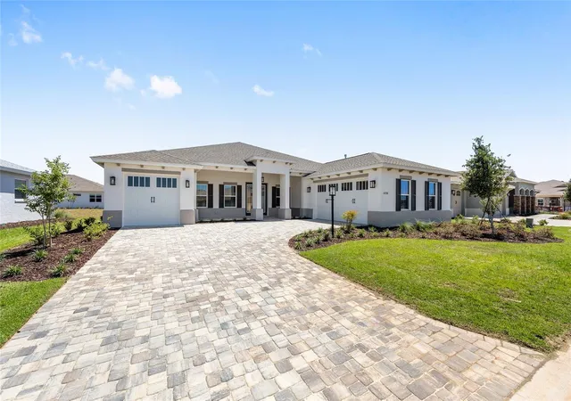 Photo 2 of Sale Pending at 10288 Sw 85th Place Rd, Ocala, FL 34481 | MLS# OM728844 | Listing updated on 2026-09-11