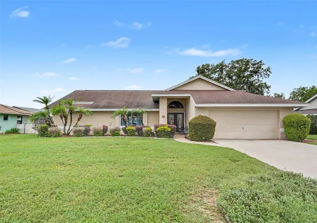 Photo 1 of Sale Pending at 2810 Winterset Park, Winter Haven, FL 33884 | MLS# TB8530999 | Listing updated on 2026-09-11