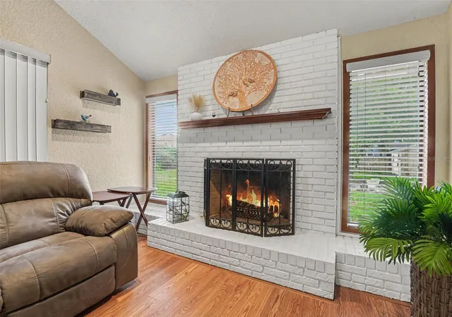 Photo 4 of Sale Pending at 2810 Winterset Park, Winter Haven, FL 33884 | MLS# TB8530999 | Listing updated on 2026-09-11