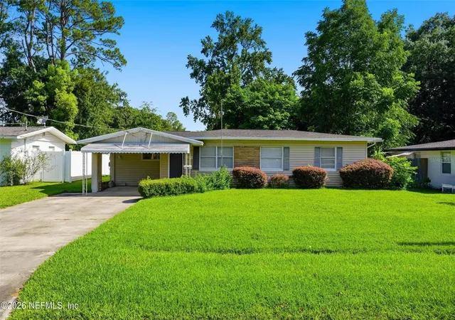 Photo 2 of Single family home for sale at 5239 Glenwood Ave, Jacksonville, FL 32205 | MLS# FC320090 | Listing updated on 2026-09-28