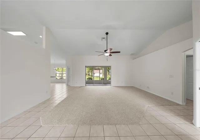 Photo 3 of Single family home for sale at 4949 Sw 109th Loop, Ocala, FL 34476 | MLS# OM728901 | Listing updated on 2026-09-15