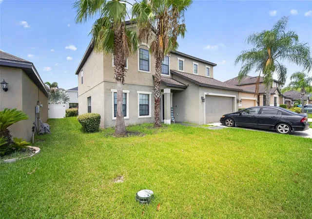 Photo 2 of Single family home for sale at 11202 Carrick Stone St, Wimauma, FL 33598 | MLS# O6426875 | Listing updated on 2026-09-23