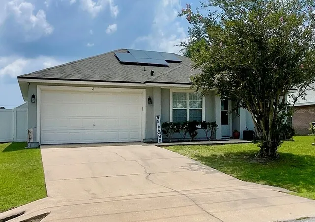 Photo 1 of Single family home for sale at 25 Rockingham Ln, Palm Coast, FL 32164 | MLS# FC320108 | Listing updated on 2026-09-11