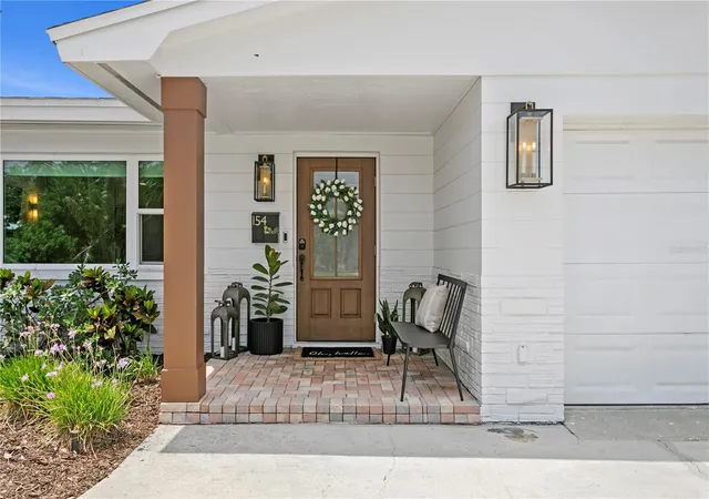 Photo 2 of Sale Pending at 154 45th Avenue Ne, Saint Petersburg, FL 33703 | MLS# TB8531413 | Listing updated on 2026-09-28