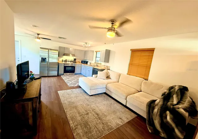 Photo 3 of Single family home for sale at 2852 59th Avenue N, Saint Petersburg, FL 33714 | MLS# TB8531416 | Listing updated on 2026-10-06
