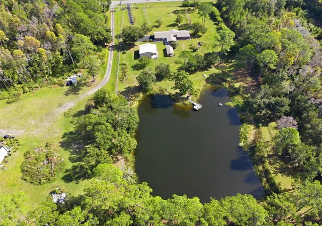 Photo 3 of Single family home for sale at 9240 Moore Rd, Lakeland, FL 33809 | MLS# L4963674 | Listing updated on 2026-09-12