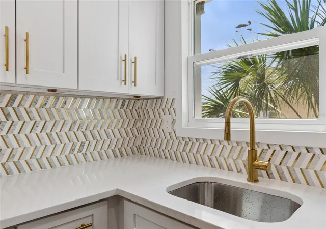 Photo 3 of Single family home for sale at 517 Hampton Ave NE, Saint Petersburg, FL 33703 | MLS# TB8531460 | Listing updated on 2026-09-15