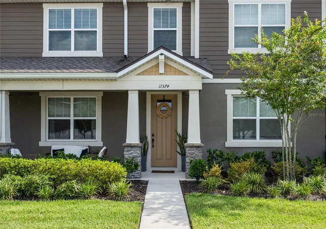 Photo 3 of Townhouse for sale at 11574 Buoy Point Pl, Orlando, FL 32832 | MLS# O6427162 | Listing updated on 2026-09-29