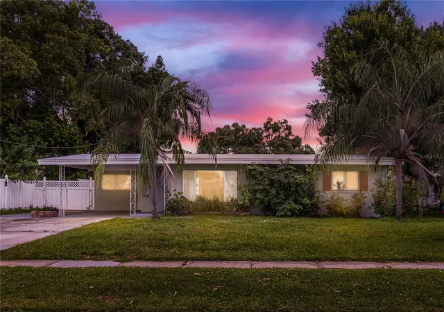 Photo 1 of Single family home for sale at 6518 Walton Way, Tampa, FL 33610 | MLS# TB8531732 | Listing updated on 2026-09-14