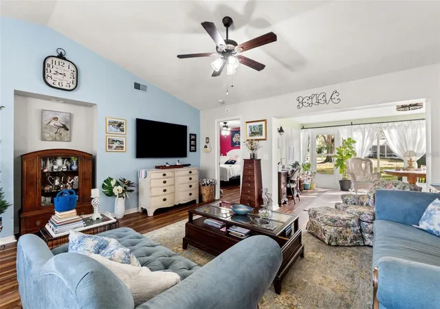 Photo 4 of Sale Pending at 7427 Heather Walk Dr, Weeki Wachee, FL 34613 | MLS# W7887893 | Listing updated on 2026-09-11
