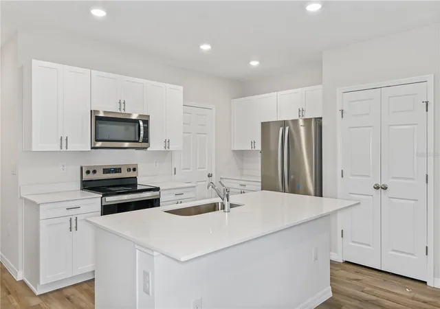 Photo 2 of Single family home for sale at 9868 Pelican Coast Dr, Dade City, FL 33525 | MLS# TB8531827 | Listing updated on 2026-10-05