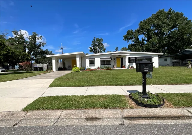 Photo 1 of Single family home for sale at 2423 Savoy Dr, Orlando, FL 32808 | MLS# O6427613 | Listing updated on 2026-10-10
