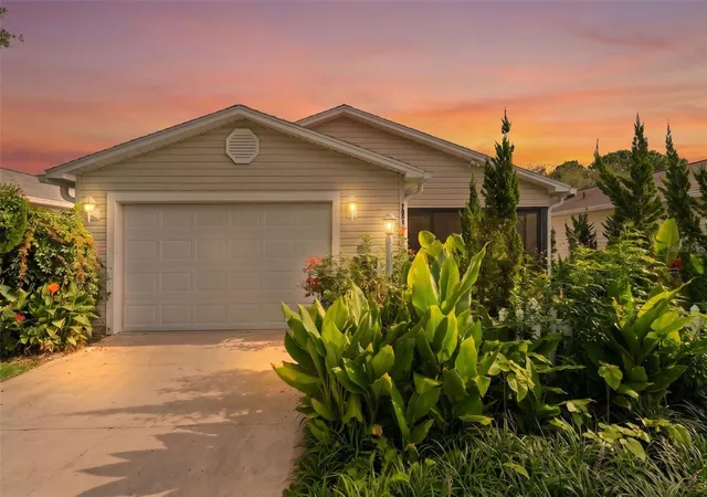 Photo 2 of Single family home for sale at 7851 Se 173rd Panorama Pl, The Villages, FL 32162 | MLS# G5115457 | Listing updated on 2026-09-10