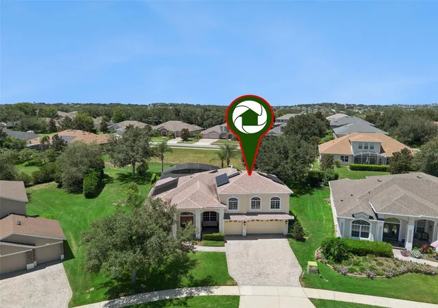 Photo 3 of Single family home for sale at 1112 Callaway Cir, Clermont, FL 34711 | MLS# O6427976 | Listing updated on 2026-10-08