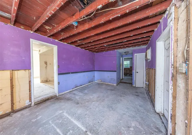 Photo 18 of Sale Pending at 8528 N 92nd Terrace, SEMINOLE, FL 33777 | MLS# TB8532655 | Listing updated on 2026-10-07