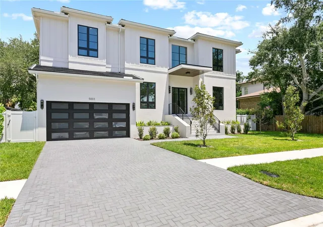 Photo 1 of Mansion for sale at 5003 W Poe Ave, Tampa, FL 33629 | MLS# TB8532664 | Listing updated on 2026-09-15
