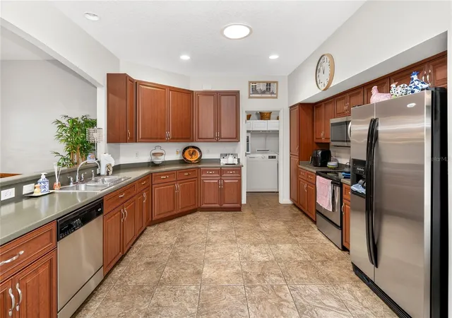 Photo 2 of Single family home for sale at 3393 Baltic Sea Blvd, Tavares, FL 32778 | MLS# V4950397 | Listing updated on 2026-09-11