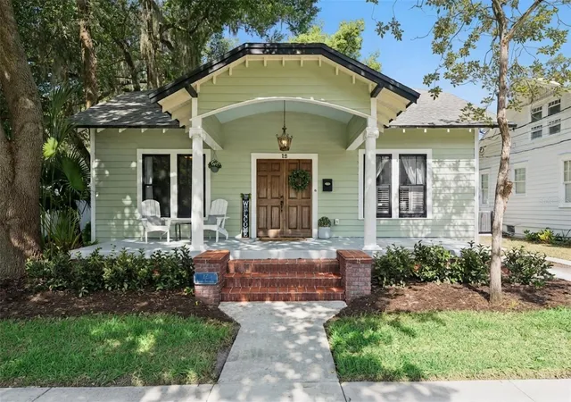 Photo 1 of Single family home for sale at 12 N Thornton Ave, Orlando, FL 32801 | MLS# O6428171 | Listing updated on 2026-09-13