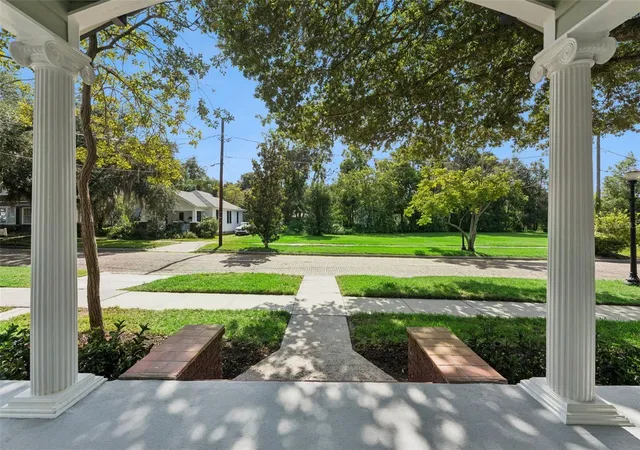 Photo 3 of Single family home for sale at 12 N Thornton Ave, Orlando, FL 32801 | MLS# O6428171 | Listing updated on 2026-10-19