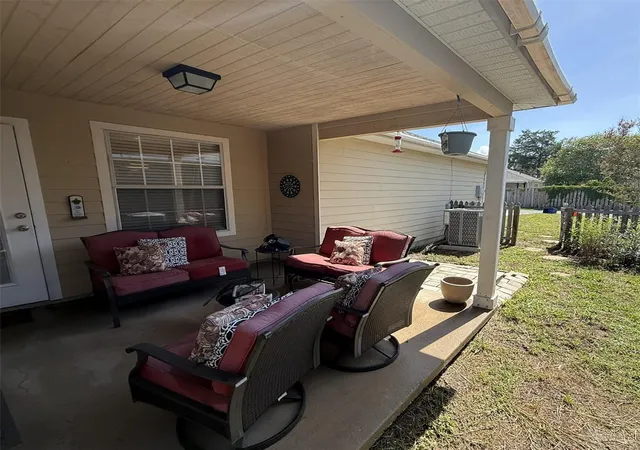Photo 3 of Single family home for sale at 3803 NW 26th Street, Gainesville, FL 32605 | MLS# W7887995 | Listing updated on 2026-10-13
