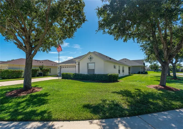 Photo 3 of Sale Pending at 6816 Amici Ct, Port Orange, FL 32128 | MLS# NS1088837 | Listing updated on 2026-09-24