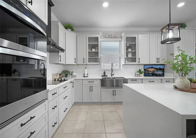 Photo 3 of Single family home for sale at 1796 Cayman Cvs Cir, Saint Cloud, FL 34772 | MLS# S5154460 | Listing updated on 2026-09-17