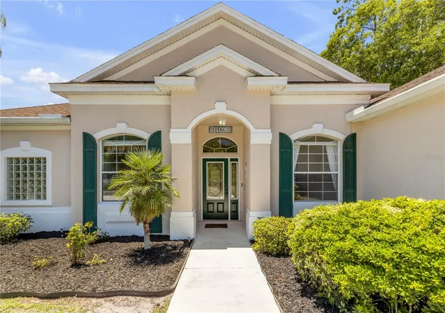 Photo 3 of Single family home for sale at 1 Wellington Dr, Palm Coast, FL 32164 | MLS# NS1088846 | Listing updated on 2026-10-10