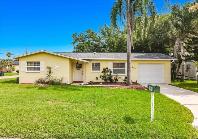 Photo 3 of Single family home for sale at 105 Judy Lee Dr, Largo, FL 33771 | MLS# TB8533226 | Listing updated on 2026-09-22