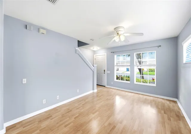 Photo 4 of Townhouse for sale at 8013 Boone Dr, Largo, FL 33773 | MLS# TB8533278 | Listing updated on 2026-10-01