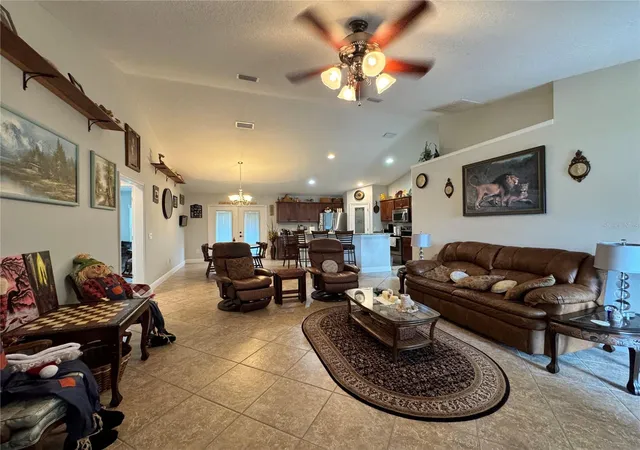 Photo 4 of Single family home for sale at 8340 SE 159th Lane, Summerfield, FL 34491 | MLS# OM729293 | Listing updated on 2026-09-11