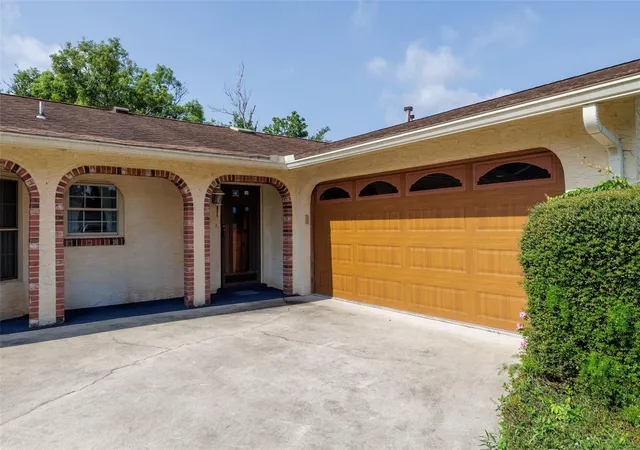 Photo 3 of Single family home for sale at 229 Georgetowne Blvd, Daytona Beach, FL 32119 | MLS# V4950437 | Listing updated on 2026-10-07