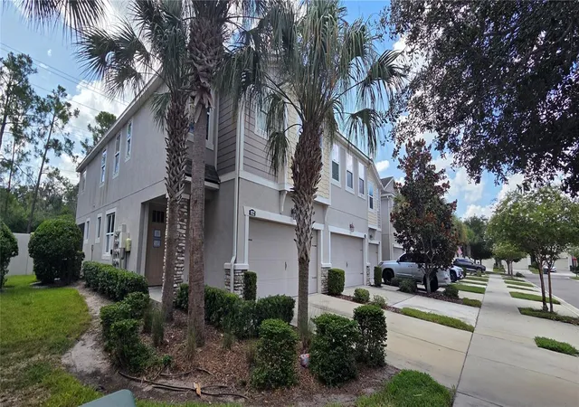 Photo 2 of Townhouse for sale at 10322 Holstein Edge Pl, Riverview, FL 33569 | MLS# L4963865 | Listing updated on 2026-10-03