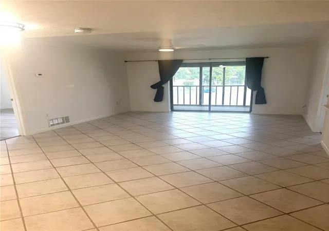 Photo 2 of Condo for sale at 503 Albee Farm Rd #B28, Venice, FL 34285 | MLS# A4701320 | Listing updated on 2026-09-15