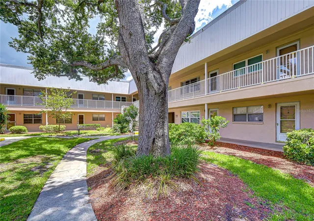 Photo 42 of Condo for sale at 10037 62nd Terrace N #5, Saint Petersburg, FL 33708 | MLS# TB8533514 | Listing updated on 2026-09-11