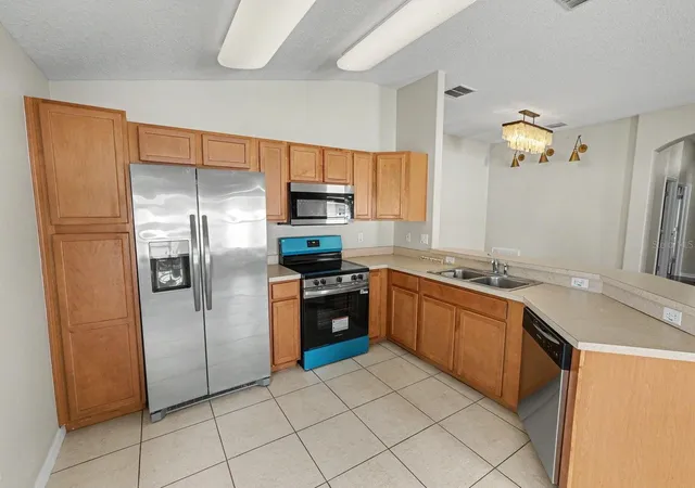 Photo 3 of Single family home for sale at 4693 Harts Brk Ln, Mulberry, FL 33860 | MLS# TB8533587 | Listing updated on 2026-09-10