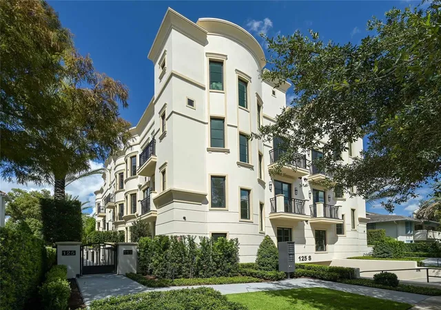 Townhouse for sale at 125 S Interlachen Ave #1, WINTER PARK, FL 32789 | MLS# O6428952