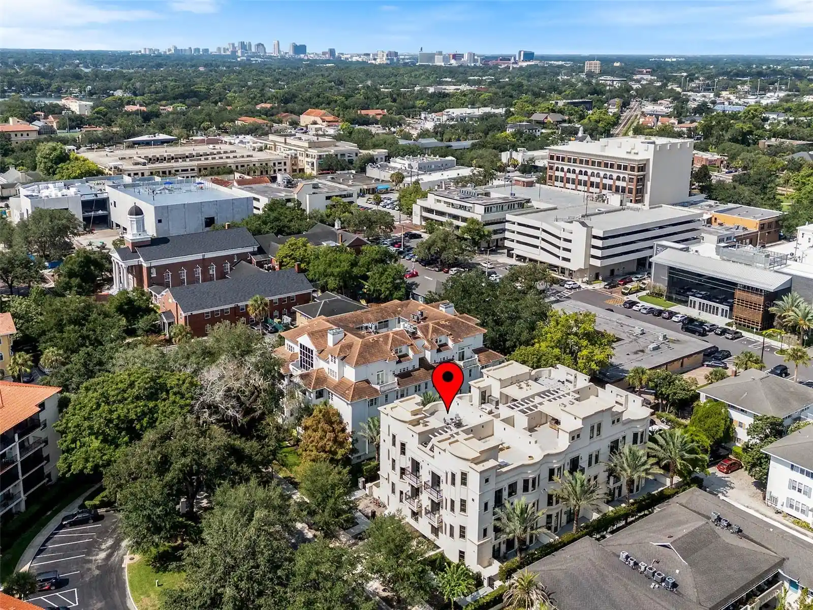 Listing Photo 2 - Condo for sale in 125 S Interlachen Ave located at 125 S Interlachen Ave, WINTER PARK, FL 32789 - Unit 125 S Interlachen Ave