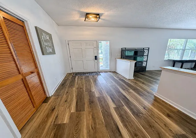 Photo 3 of Single family home for sale at 859 Harbor Hl Dr, Safety Harbor, FL 34695 | MLS# TB8533653 | Listing updated on 2026-09-12