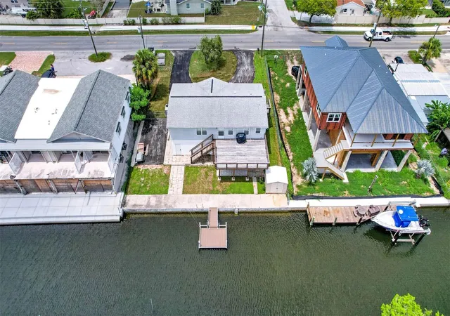 Photo 1 of Single family home for sale at 6806 Sea Ranch Dr, Hudson, FL 34667 | MLS# TB8533711 | Listing updated on 2026-09-11