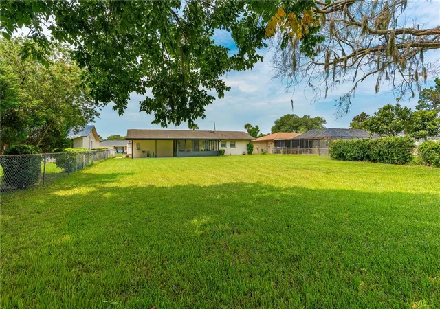 Photo 2 of Single family home for sale at 2955 Carriage Dr, South Daytona, FL 32119 | MLS# NS1088860 | Listing updated on 2026-09-23