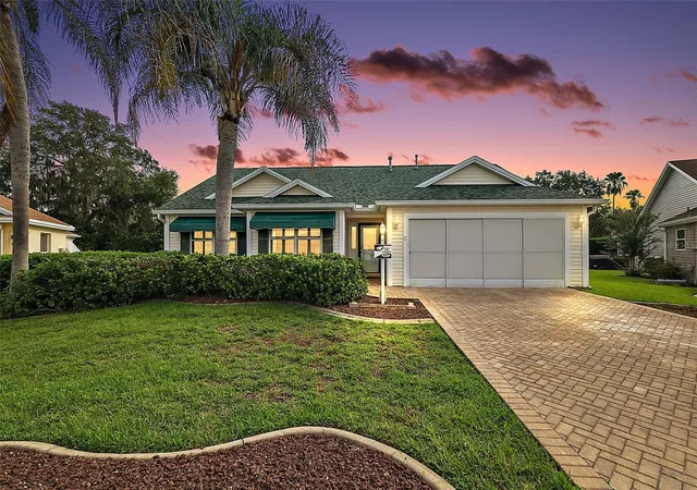 Photo 1 of Sale Pending at 1557 Oak Forest Dr, The Villages, FL 32162 | MLS# G5115695 | Listing updated on 2026-09-28
