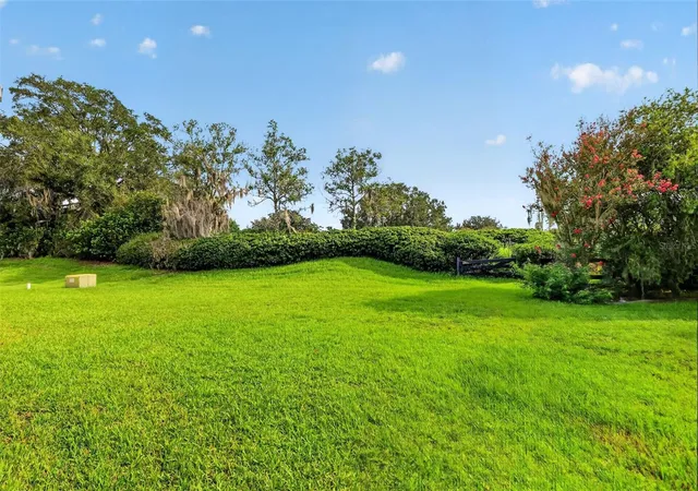 Photo 2 of Sale Pending at 1557 Oak Forest Dr, The Villages, FL 32162 | MLS# G5115695 | Listing updated on 2026-09-28