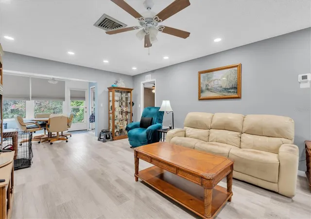 Listing Photo 5 - Condo for sale in building located at 12227 Darwood Dr, HUDSON, FL 34667 - Unit #B