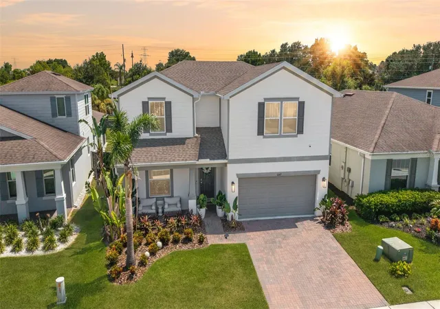 Photo 2 of Single family home for sale at 3247 Buoy Cir, Winter Garden, FL 34787 | MLS# O6429113 | Listing updated on 2026-09-10