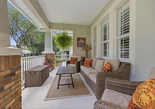 Photo 4 of Single family home for sale at 122 Ridgeway Blvd, Deland, FL 32724 | MLS# V4950470 | Listing updated on 2026-10-07