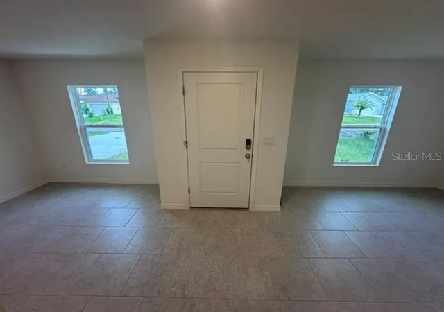 Photo 3 of Sale Pending at 71 Beauford Ln, Palm Coast, FL 32137 | MLS# C7528975 | Listing updated on 2026-10-15