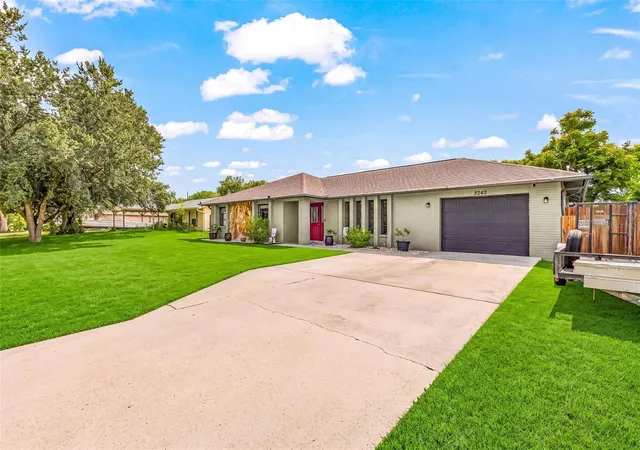 Photo 4 of Single family home for sale at 3242 Cardiff St, Punta Gorda, FL 33983 | MLS# A4701474 | Listing updated on 2026-10-01