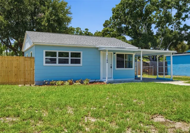Photo 3 of Single family home for sale at 7100 13th Street N, Saint Petersburg, FL 33702 | MLS# L4963902 | Listing updated on 2026-09-11