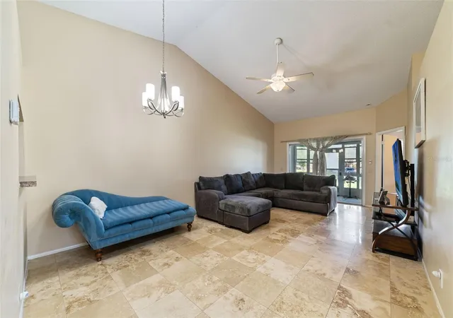 Photo 3 of Condo for sale at 604 Chestnut Oak Cir #102, Altamonte Springs, FL 32701 | MLS# O6429243 | Listing updated on 2026-10-06