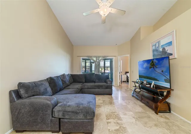 Photo 4 of Condo for sale at 604 Chestnut Oak Cir #102, Altamonte Springs, FL 32701 | MLS# O6429243 | Listing updated on 2026-10-06